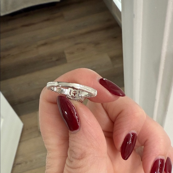 Judith Ripka Elegant Silver Diamond Ring - Picture 14 of 14